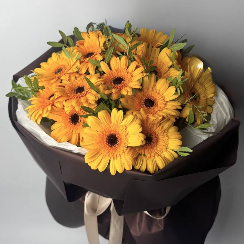 Букет гербер жовтих 17 шт image