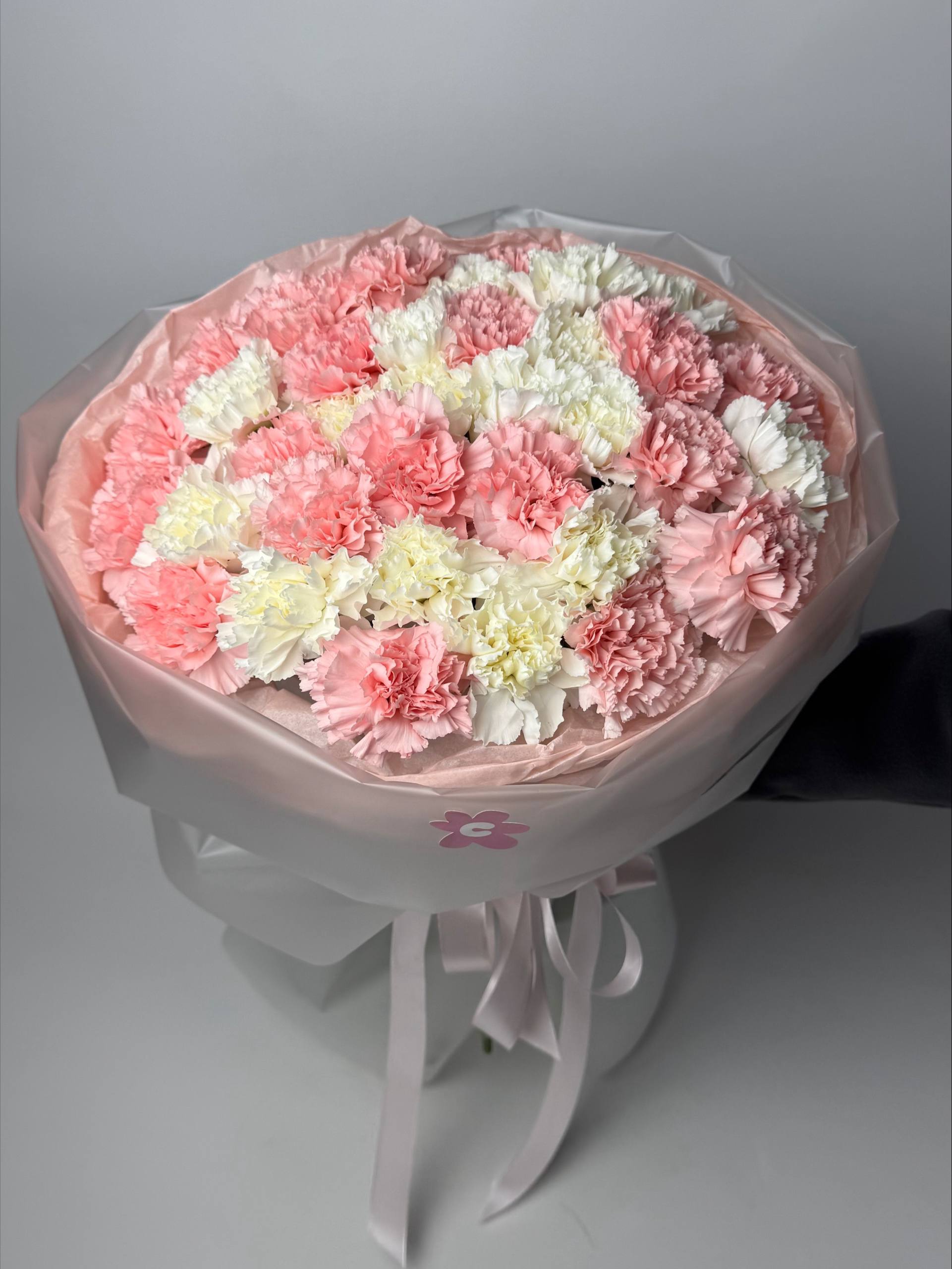 Букет діантусів мікс 51 шт, Евкаліпт image