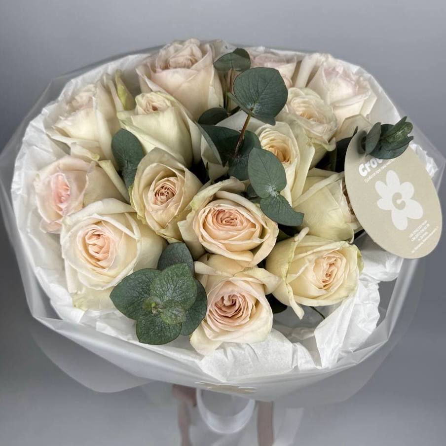 Букет троянд Вайт Охара 15 шт, Евкаліпт: Імпортна троянда (Білий) - 15.
