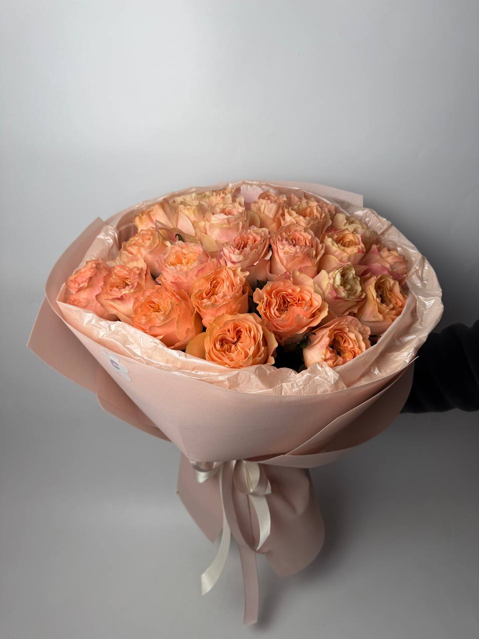 Букет троянд Принцесс Краун 25 шт: Імпортна троянда (Персик) - 25.
