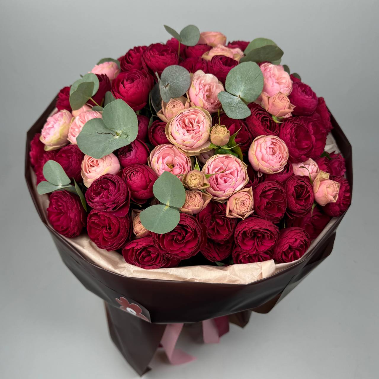 букет Черрі та Світ Трендсеттер 25шт, евкаліпт image