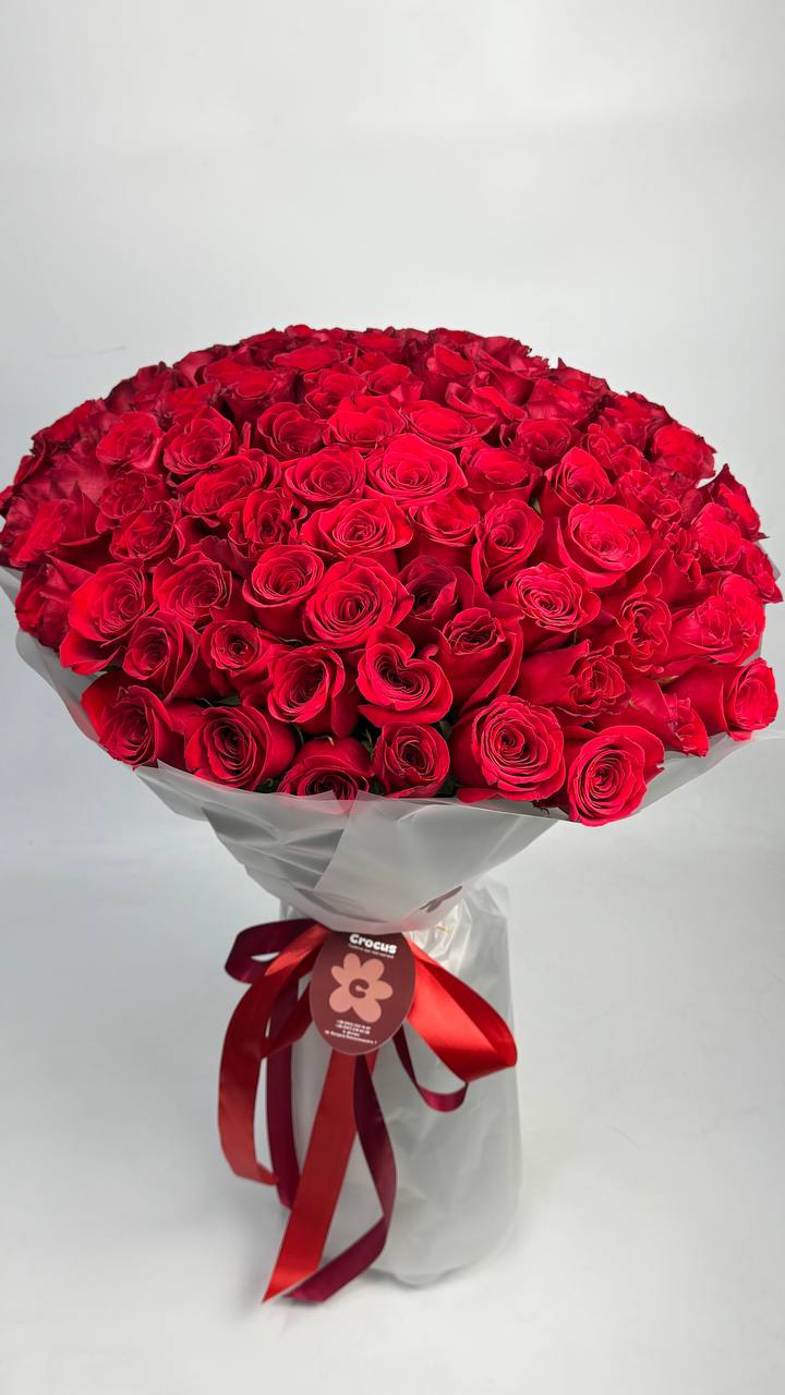 Букет троянд Фрідом 101 шт : Імпортна троянда (Червоний) - 101.